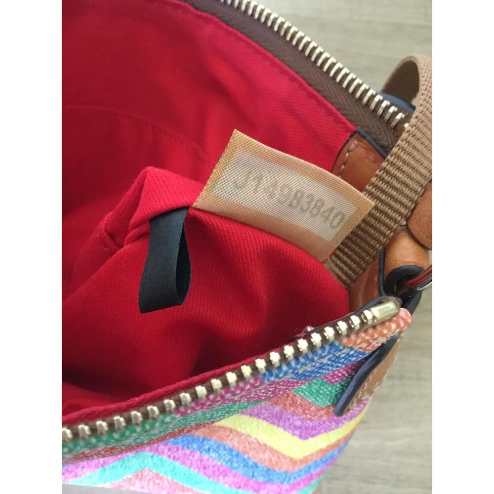 Dooney & Bourke Crossbody Bag in Rainbow Chevron Pattern w/Dustbag - Picture 10 of 10